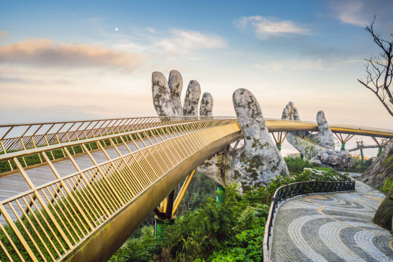 El Puente Dorado de Da Nang